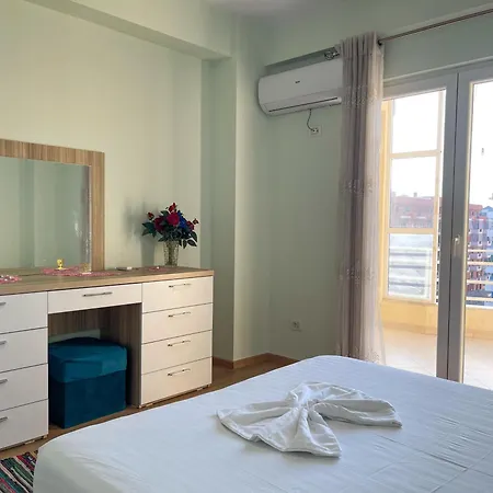 Daire Spacious Urban Nest